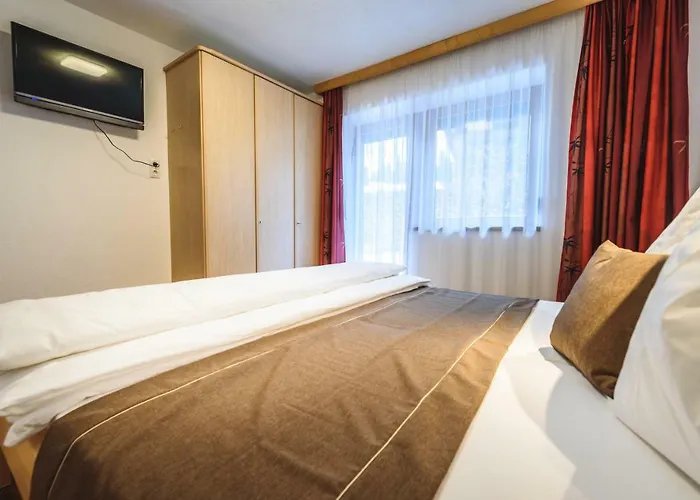 Heidi امهاوسن